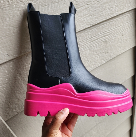 Hot Pink Bottoms - Picture 2 of 3